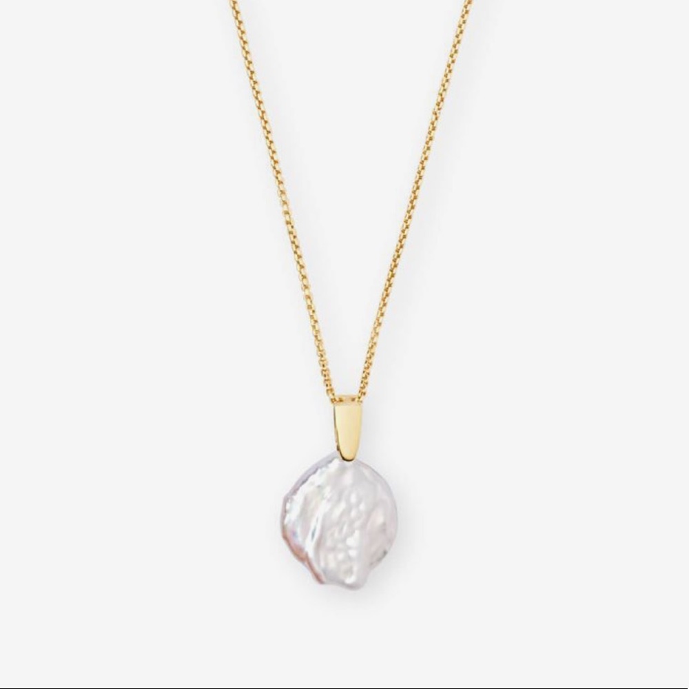 KendraScott Gold Baroque Pearl Priscilla Necklace
